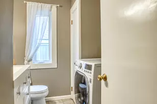 13 Algonquin Ln, Stratford, CT 06614 - Photo 16