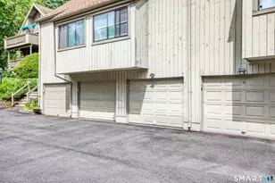 13 Algonquin Ln, Stratford, CT 06614 - Photo 26