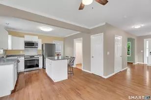 75 Summit St, Norwich, CT 06360 - Photo 16