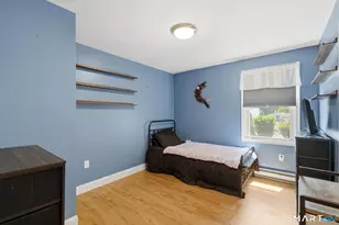 71 Smith St, Putnam, CT 06260 - Photo 8