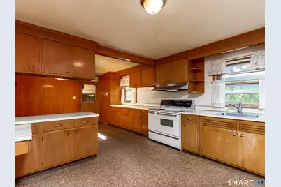 1175 South Curtis Street, Wallingford, CT 06492 - Photo 12