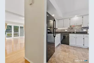 32 Jerimoth Drive #32, Branford, CT 06405 - Photo 16