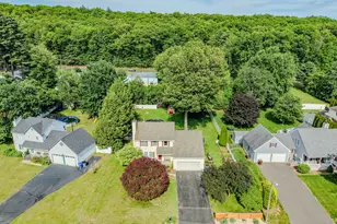 7 Pinecrest Rd, Enfield, CT 06082 - Photo 1