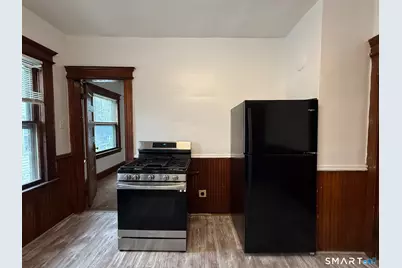 110-112 Pixlee Place #2, Bridgeport, CT 06610 - Photo 8