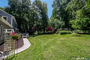 23 Old Green Rd, Newtown, CT 06482 - Photo 28
