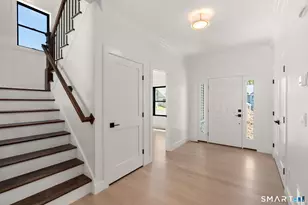47 Luca Ln, Wethersfield, CT 06109 - Photo 4