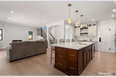 [Address not provided], Wethersfield, CT 06109 - Photo 10