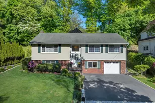 61 Center Dr, Greenwich, CT 06870 - Photo 1