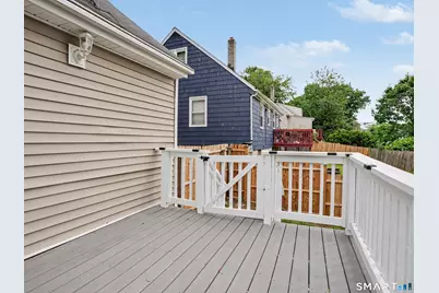 35 Oakleaf Street, Bridgeport, CT 06606 - Photo 28