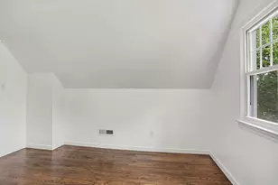 35 Oakleaf St, Bridgeport, CT 06606 - Photo 24