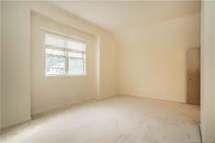 47 Pepper Bush Ln, Newington, CT 06111 - Photo 24