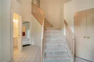 47 Pepper Bush Ln, Newington, CT 06111 - Photo 6