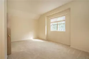 47 Pepper Bush Ln, Newington, CT 06111 - Photo 22
