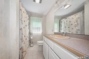 37 Anella Dr, Bethany, CT 06524 - Photo 16