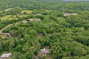 37 Anella Dr, Bethany, CT 06524 - Photo 38