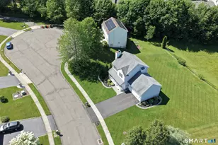65 Walt Dr, Meriden, CT 06450 - Photo 4