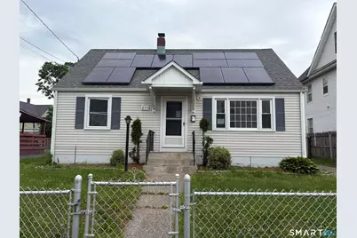 214 Iranistan Avenue, Bridgeport, CT 06604 - Photo 2