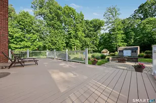 38 Douglas Dr, Hamden, CT 06518 - Photo 36