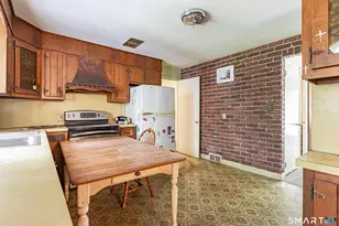 38 Fleetwood Dr, Waterbury, CT 06706 - Photo 8