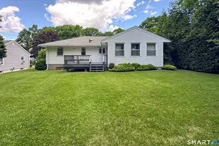 38 Fleetwood Dr, Waterbury, CT 06706 - Photo 22