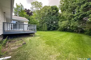 38 Fleetwood Dr, Waterbury, CT 06706 - Photo 20