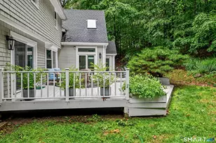91 Raymond St, Darien, CT 06820 - Photo 38