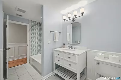 91 Raymond Street, Darien, CT 06820 - Photo 20