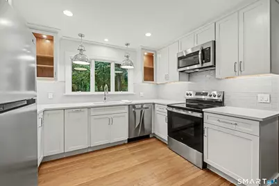 91 Raymond Street, Darien, CT 06820 - Photo 6