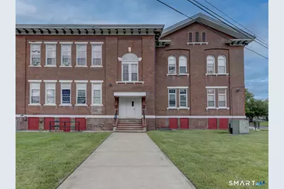 111 Franklin Square #106, New Britain, CT 06051 - Photo 2