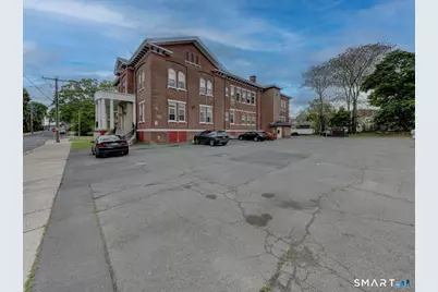 111 Franklin Square #106, New Britain, CT 06051 - Photo 4