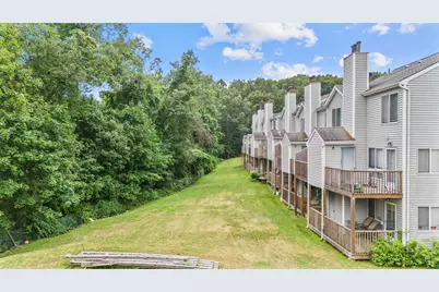 1423 Quinnipiac Avenue #108, New Haven, CT 06513 - Photo 10