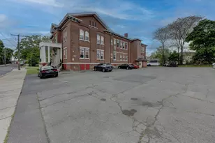 111 Franklin Square, New Britain, CT 06051 - Photo 4