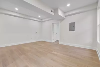 1546 Chapel Street #5, New Haven, CT 06511 - Photo 4