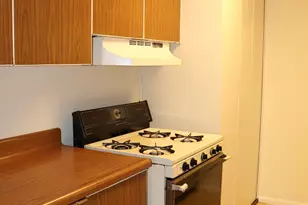 31 Woodland St, Hartford, CT 06105 - Photo 8