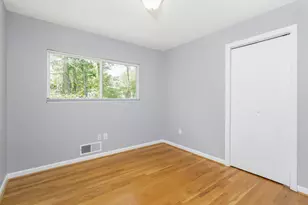 5 Wakerobin Rd, Norwalk, CT 06851 - Photo 16