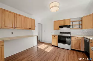 27 Lund Ave, Stamford, CT 06907 - Photo 10