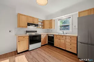 27 Lund Ave, Stamford, CT 06907 - Photo 12