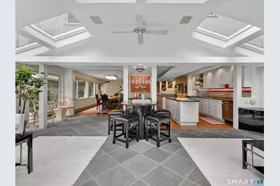 104 Parkway South, New London, CT 06320 - Photo 16