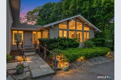 104 Parkway South, New London, CT 06320 - Photo 2