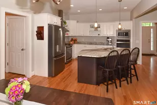 151 Longview Dr, Manchester, CT 06040 - Photo 16