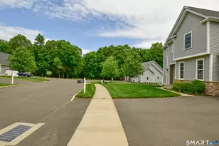 151 Longview Dr, Manchester, CT 06040 - Photo 40