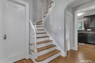30 Crest St, New London, CT 06320 - Photo 16