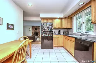 126 Ardmore Rd, Milford, CT 06461 - Photo 12