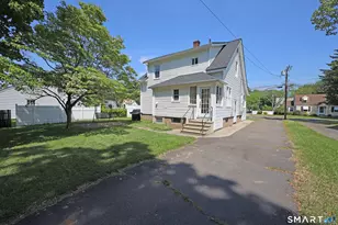 68 Campfield Rd, Manchester, CT 06040 - Photo 2