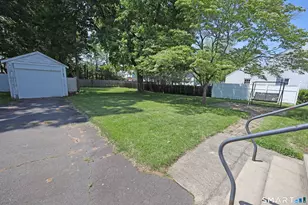 68 Campfield Rd, Manchester, CT 06040 - Photo 16
