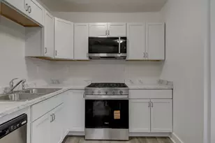 59 Daly Ave, New Britain, CT 06051 - Photo 4