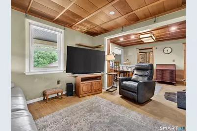 87 Hunters Avenue, Norwich, CT 06360 - Photo 6
