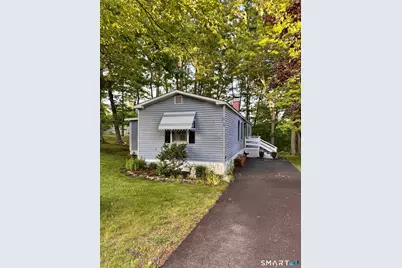 24 Stonewood Terrace, Vernon, CT 06066 - Photo 2
