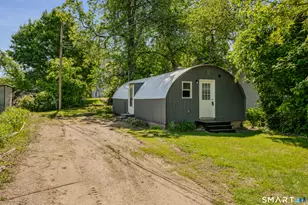 17 Sylvester St, Norwich, CT 06360 - Photo 1