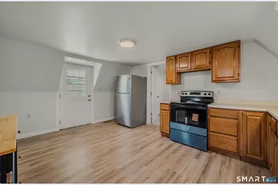 17 Sylvester Street, Norwich, CT 06360 - Photo 12